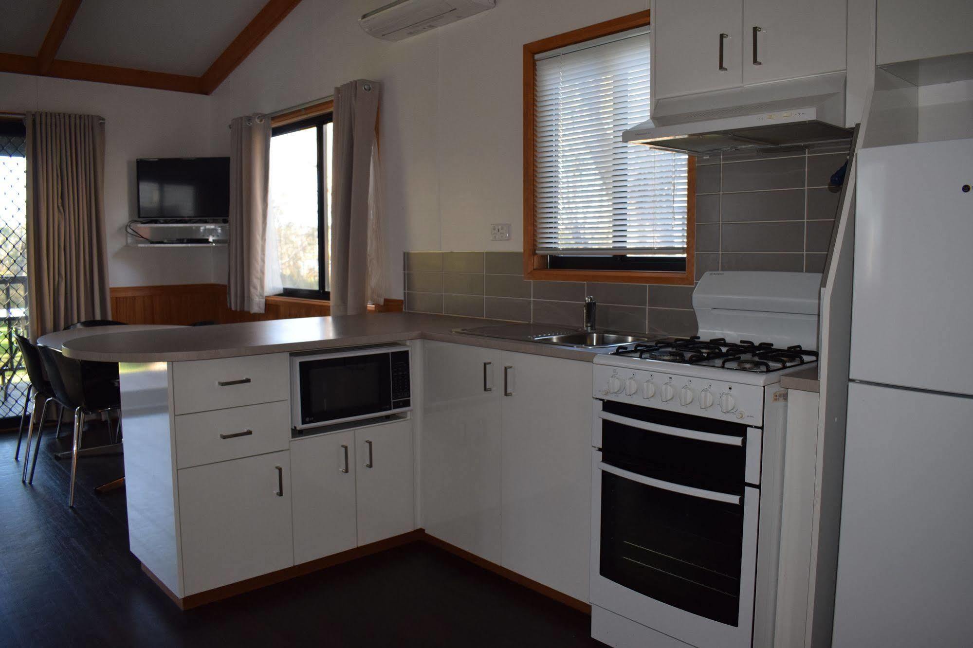 Cohuna Waterfront Holiday Park Dış mekan fotoğraf